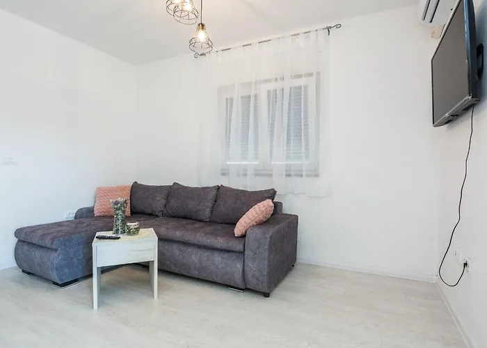 Krpan 1 By Interhome Vir