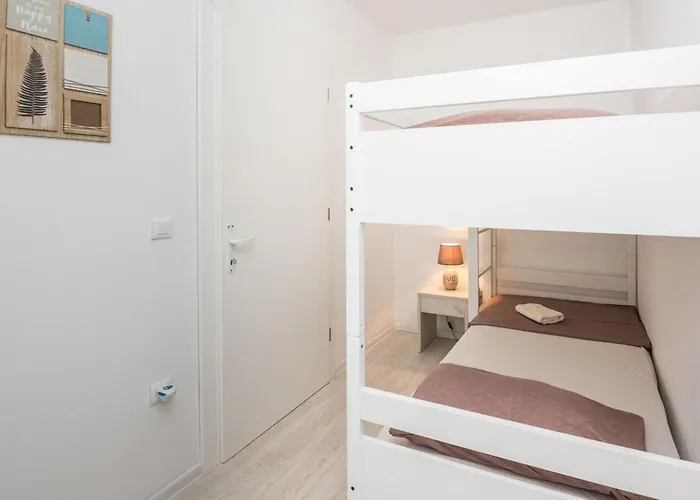 Krpan 1 By Interhome Daire *